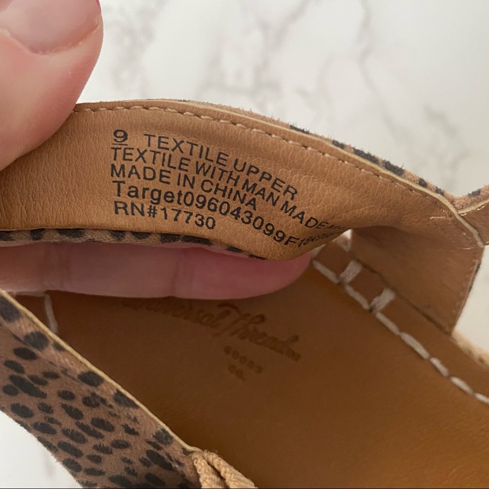 π Universal Thread | Cheetah Print Platform Espadrilles - Picture 5 of 10